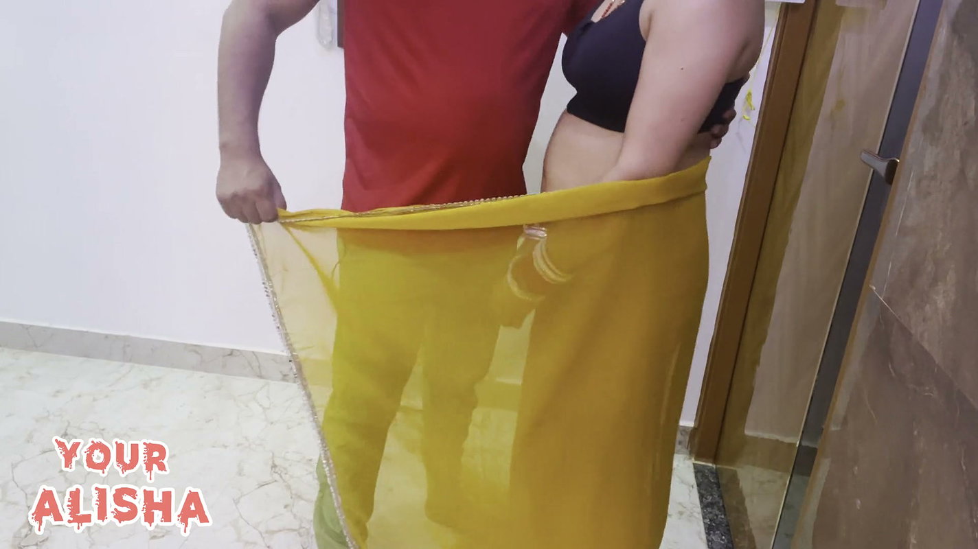Desi Hot Indian Aunty Got Fucked Before Going to the Party