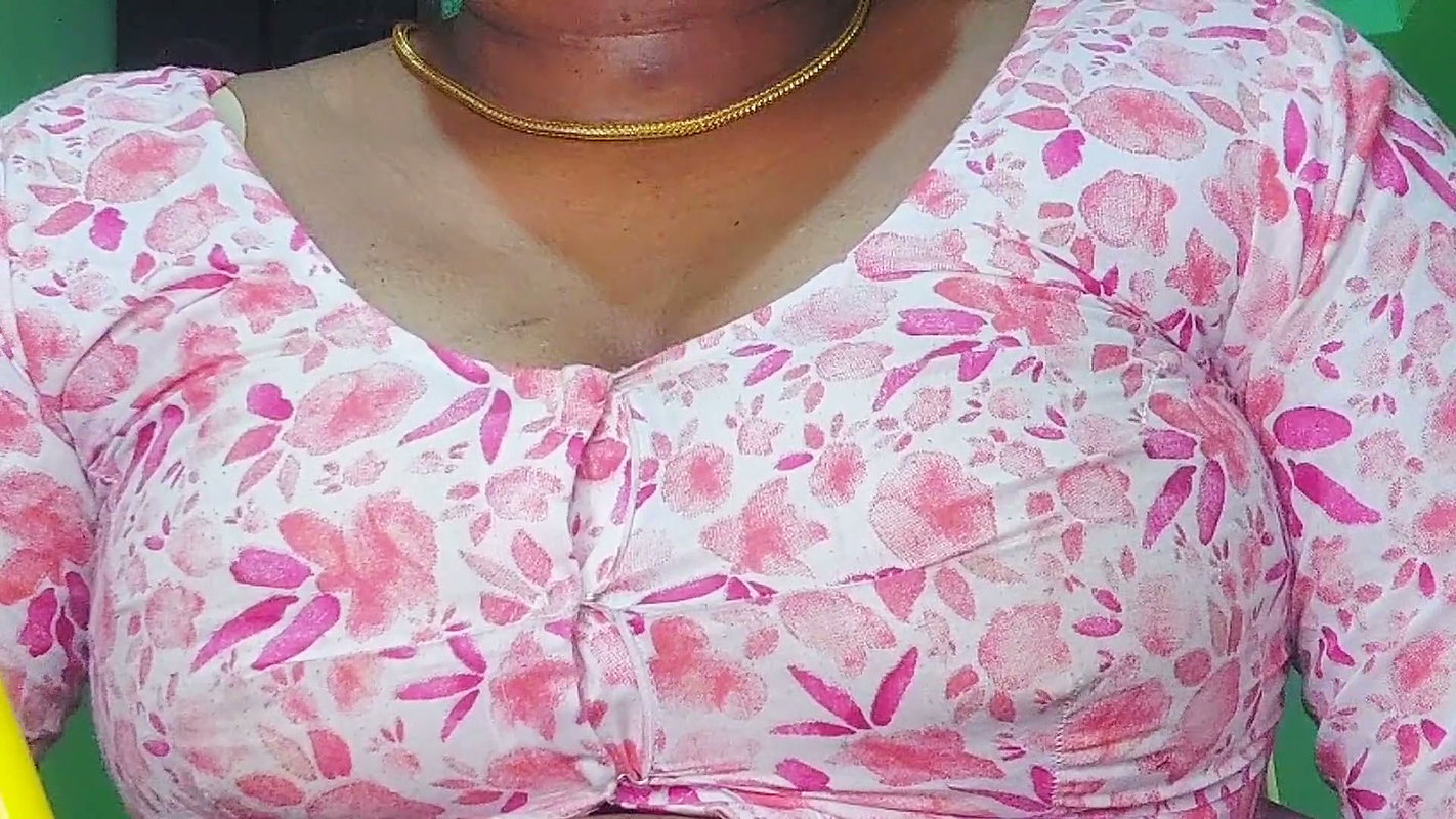 During Summer Vacation, I Enjoyed a Lot with My Lovely Bhabhi