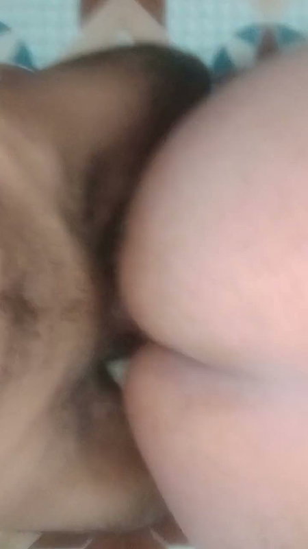 Girlfriend Fuck at Home Accidental Creampie Inside