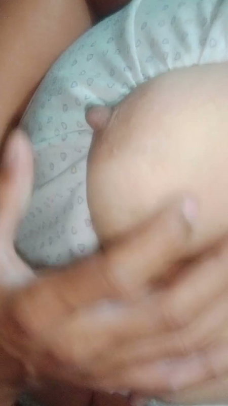 Girlfriend Fuck at Home Accidental Creampie Inside