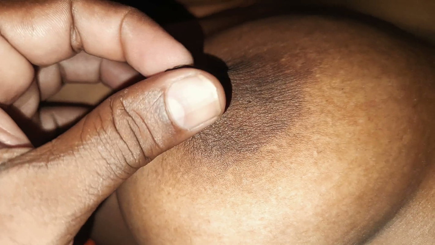 Homemade Nude Show in Bed
