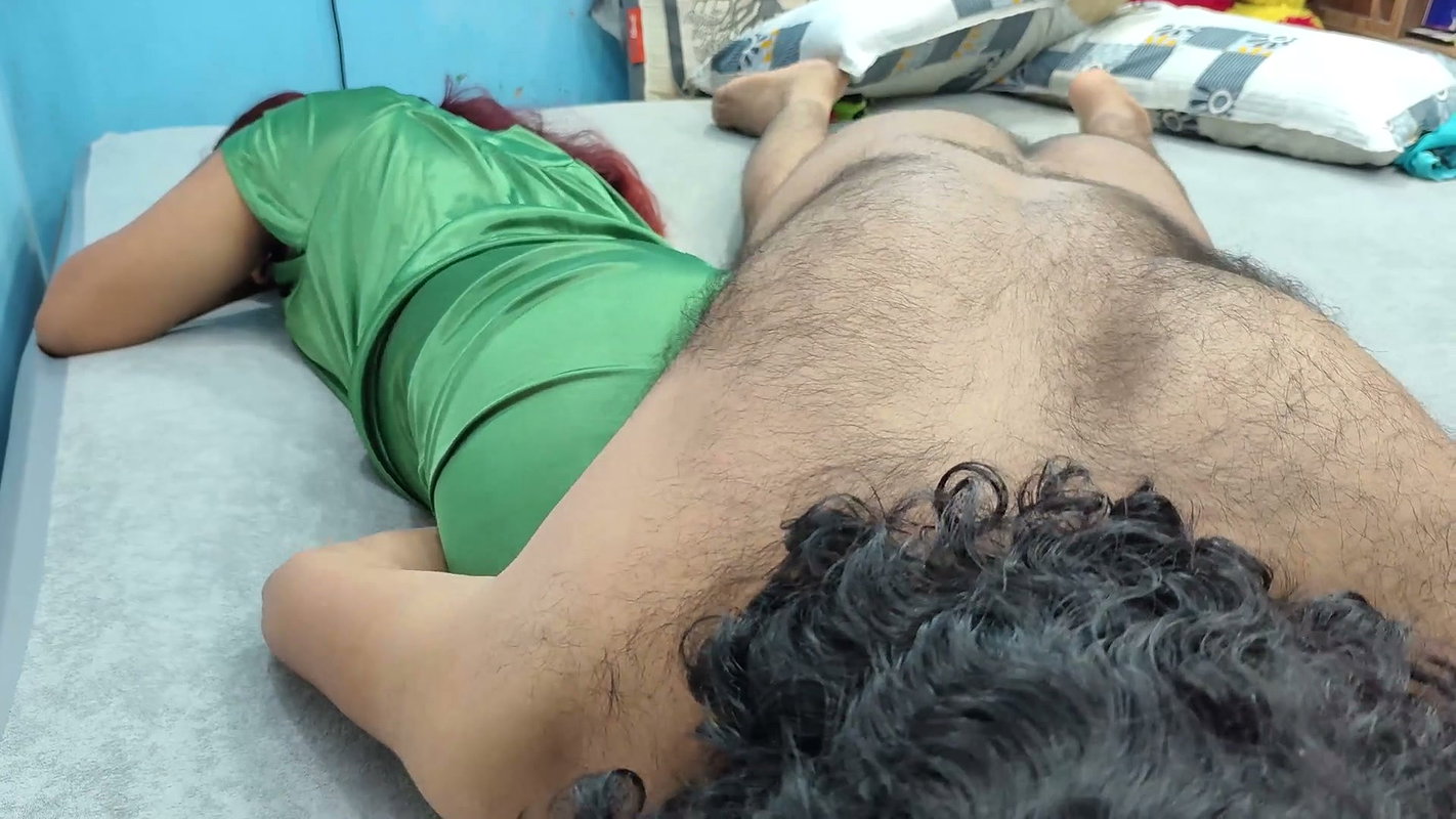 Hot Ass Kiss with Feet Romance in Nighty Then Nighty Lift and Kiss and Suck on Hot Ass