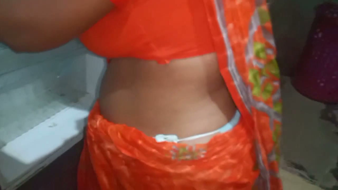 Indian Bhabhi Fucking in Village Home