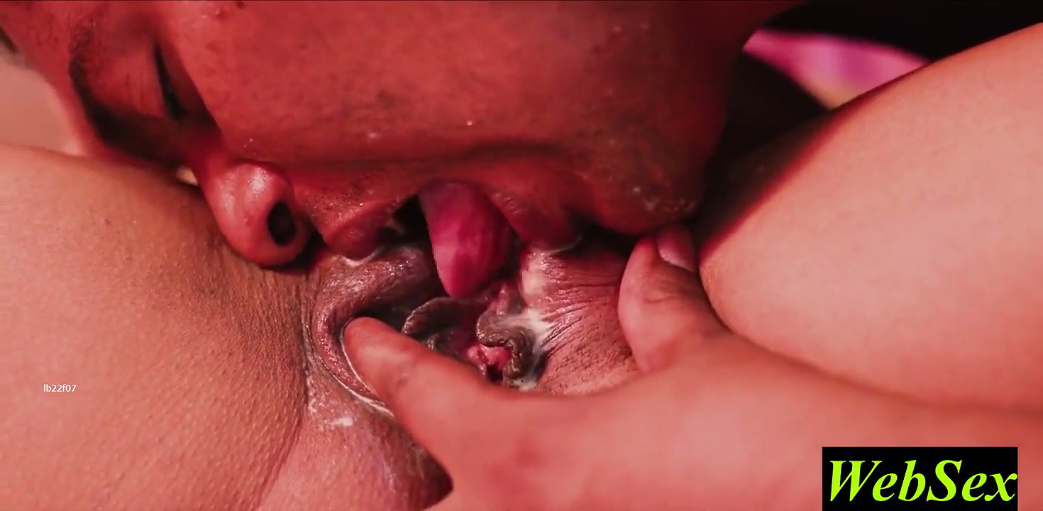 Sucking Her Tight Vagina! Hardcore Rough Sex with Indian Beautiful Lady