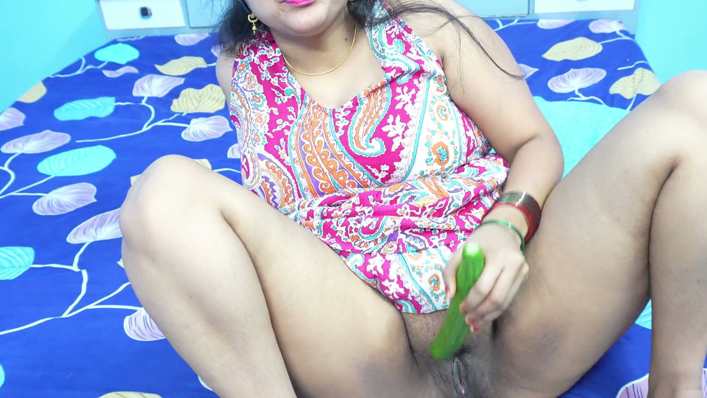 When the Wife Did Not Allow the Husband to Have Sex, the Husband Masturbated and Drew the Water.