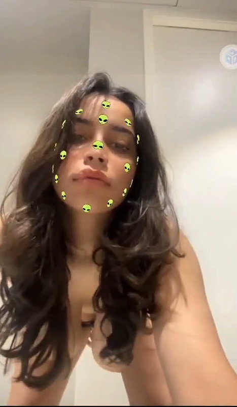 Beautiful Bigboob Sexy Curvy Figure Indian Girl Showing Updates (2)3