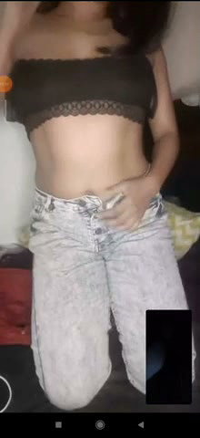 Beautiful girl Nude showing on video call to her client (2)2