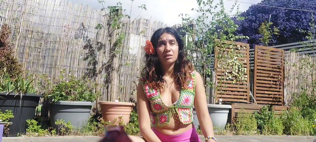 Braless Yoga (2)4