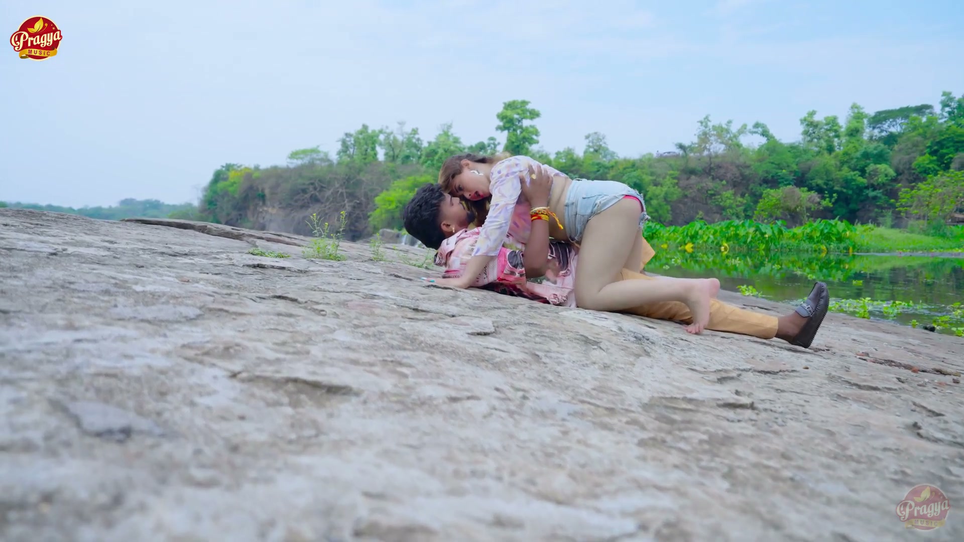 Frame 8
