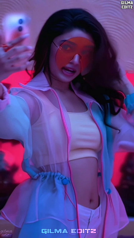 KRITHI SHETTY BOLD BOMBSHELL SEXY TEASE 4K VIDEO (2)2