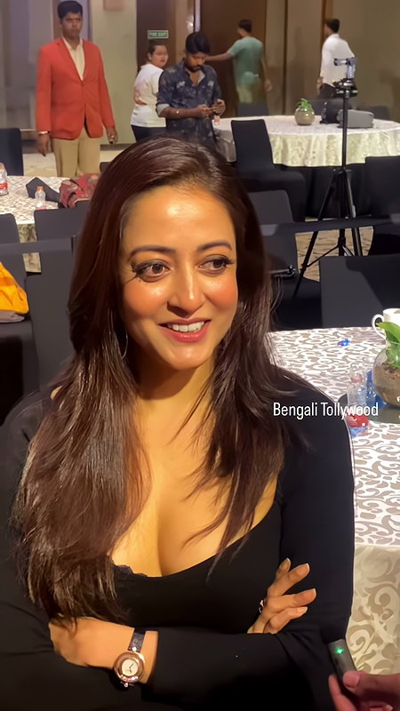 RAIMA SEN BONG SEDUCTRESS OPEN CLEAVAGE BOLD EXPOSE HQ VIDEO (2)2