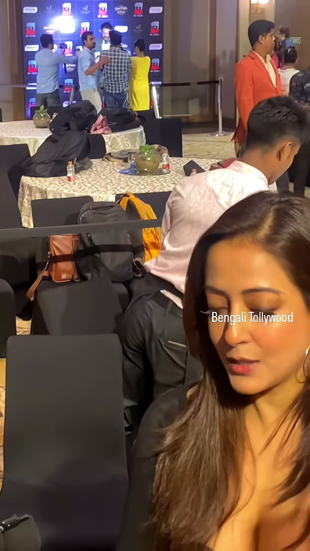 RAIMA SEN BONG SEDUCTRESS OPEN CLEAVAGE BOLD EXPOSE HQ VIDEO (2)2