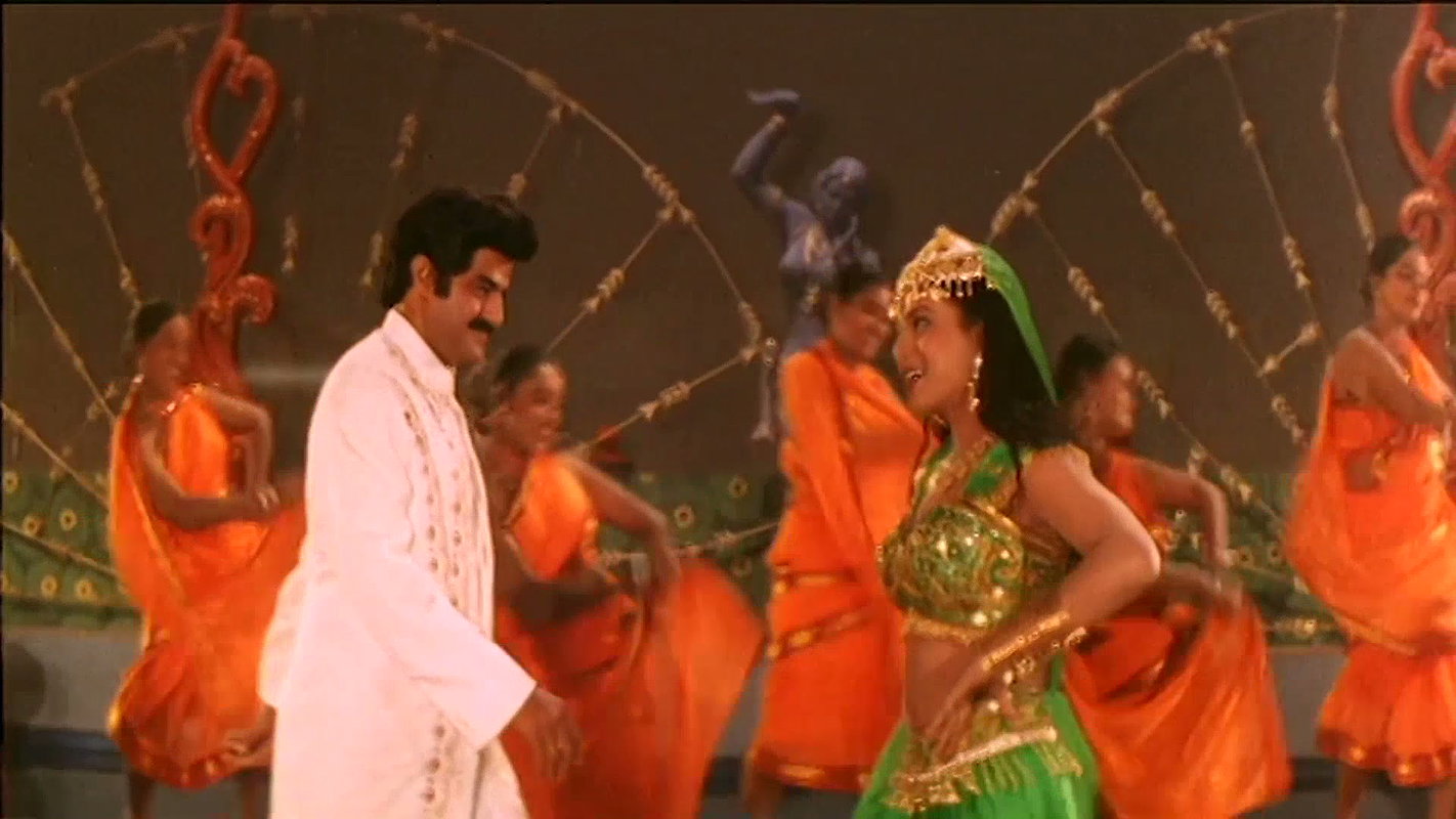 Roja Hot Raw Navel,Ass,Boobs Seduction Song 2-Peddannayya (1997) (2)2