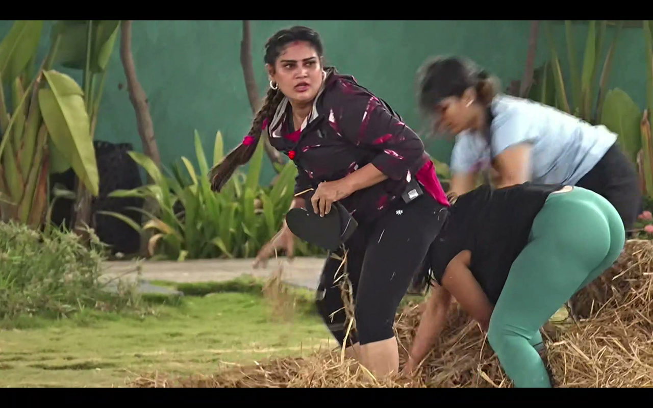 Serial Actress Priyanka Jain Hottest Ever Huge Jiggling Curvy ASS Exposed-1080P HD (2)2