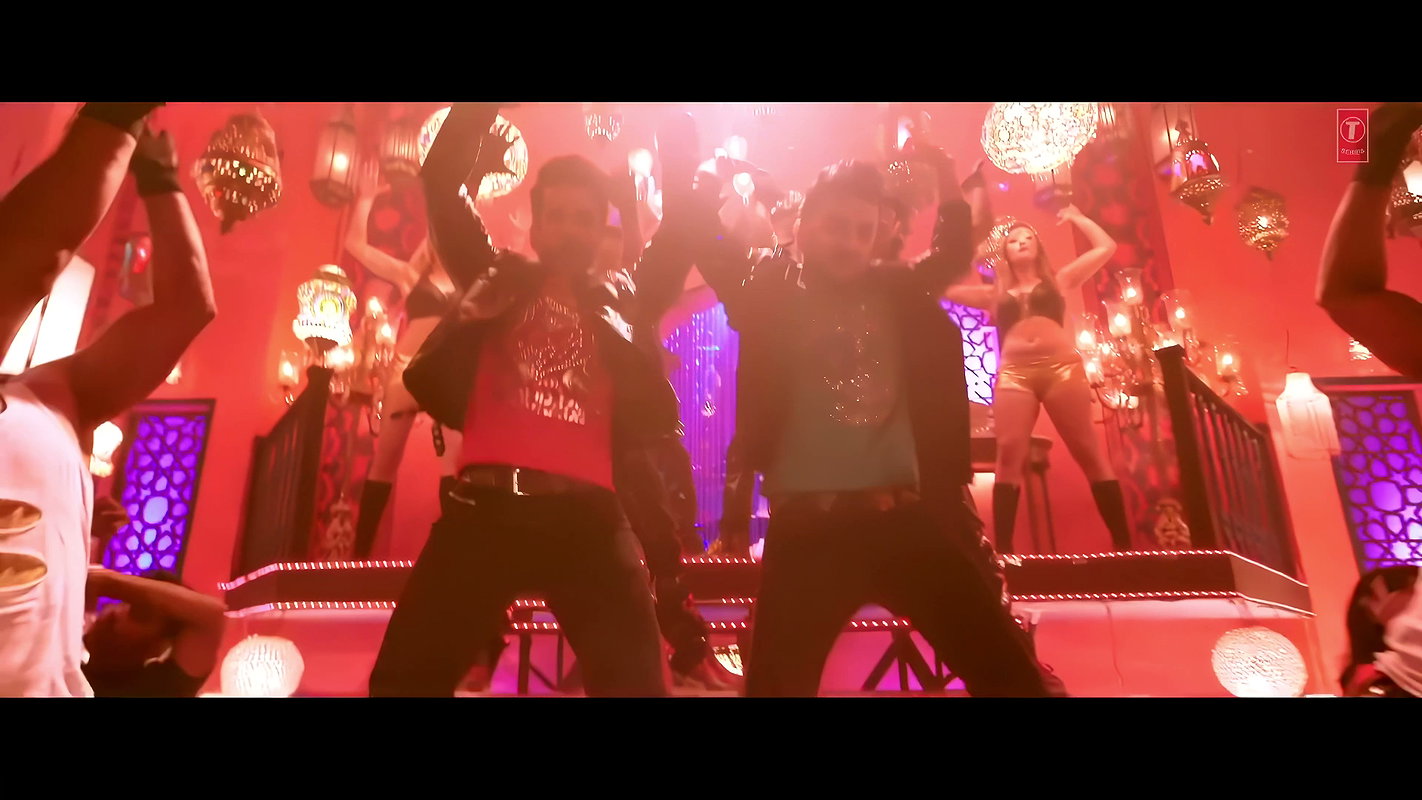 Sunny Leone – Hor Nach Upscaled (2)2