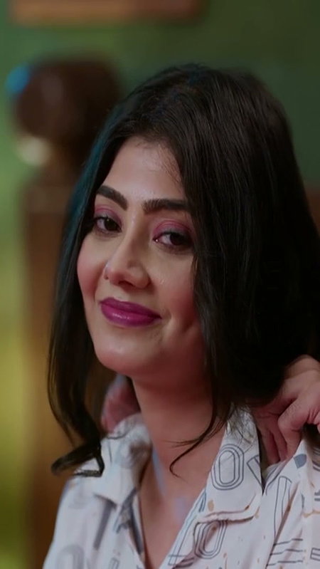 Urmimala Sinha Roy Hot Scenes – Doctor Intern ki Love Story (2)2