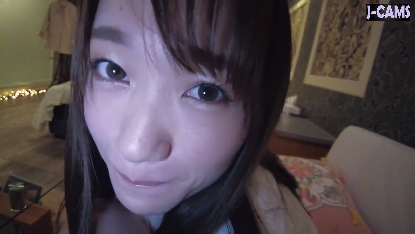 Affectionate Busty Tour Guide Teases with Sweet Exposure and a Willing Smile Part 3