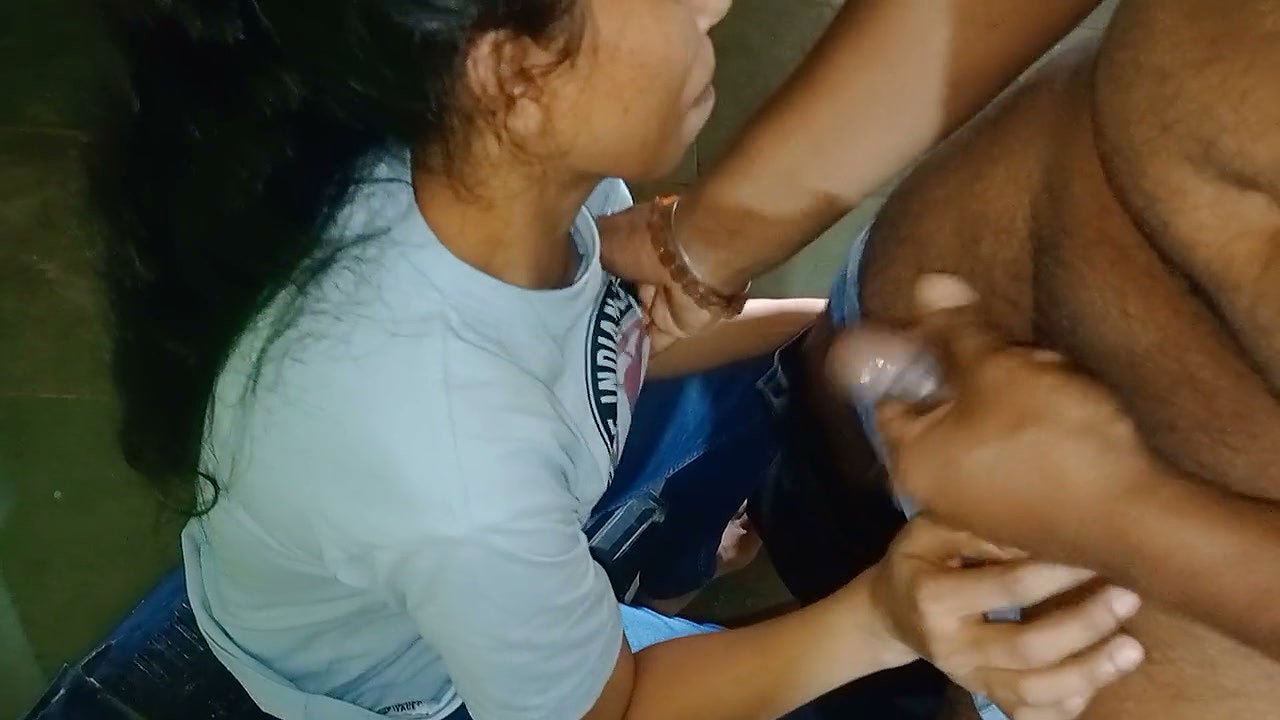 Blowjob Girl Before Visiting Vacation