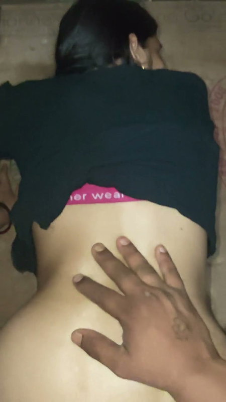Desi Chut Ka Pani Nikal Gya