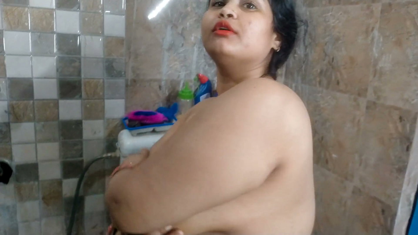 Desi Step Bro & Step Sis Bathroom Taboo Deepthroat Blowjob to Hardcore Sex