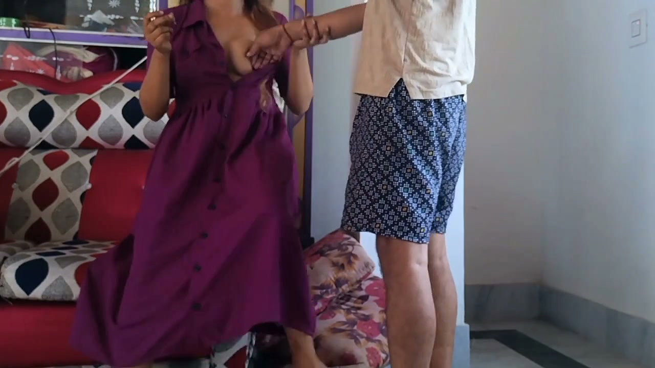 Indian Boyfriend Made a Video Blog of His Desi Girlfriend