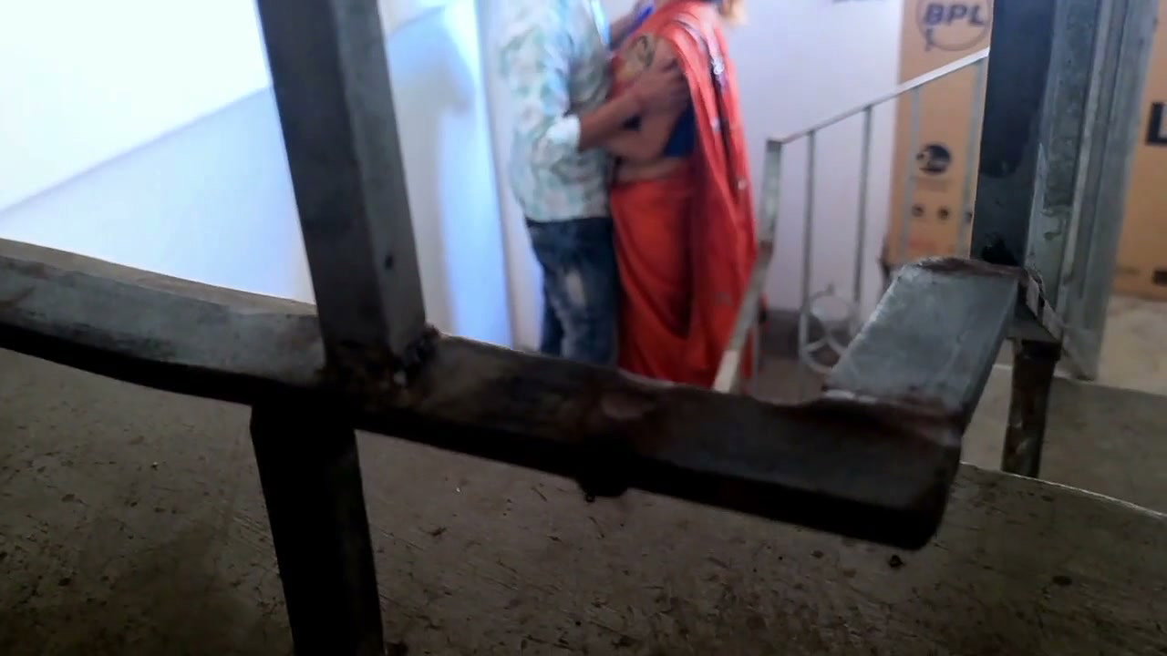 Indian House Wife Fucked by a Led TV Delivery Boy