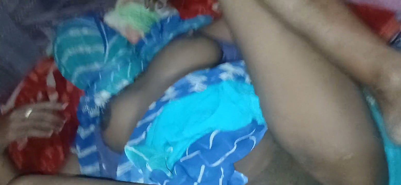 Indian Village Desi Aunty Fucked at Night by Making Her Ghori – Squirting From Tight Pussy