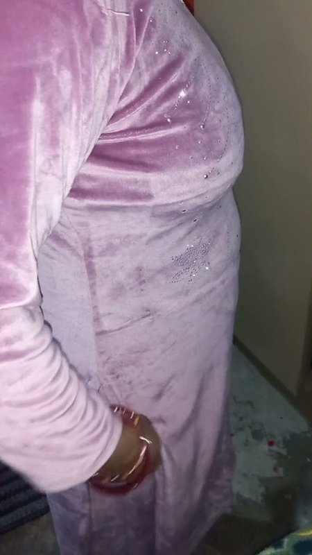Panjabi Bhabhi Having Change Her Dress.