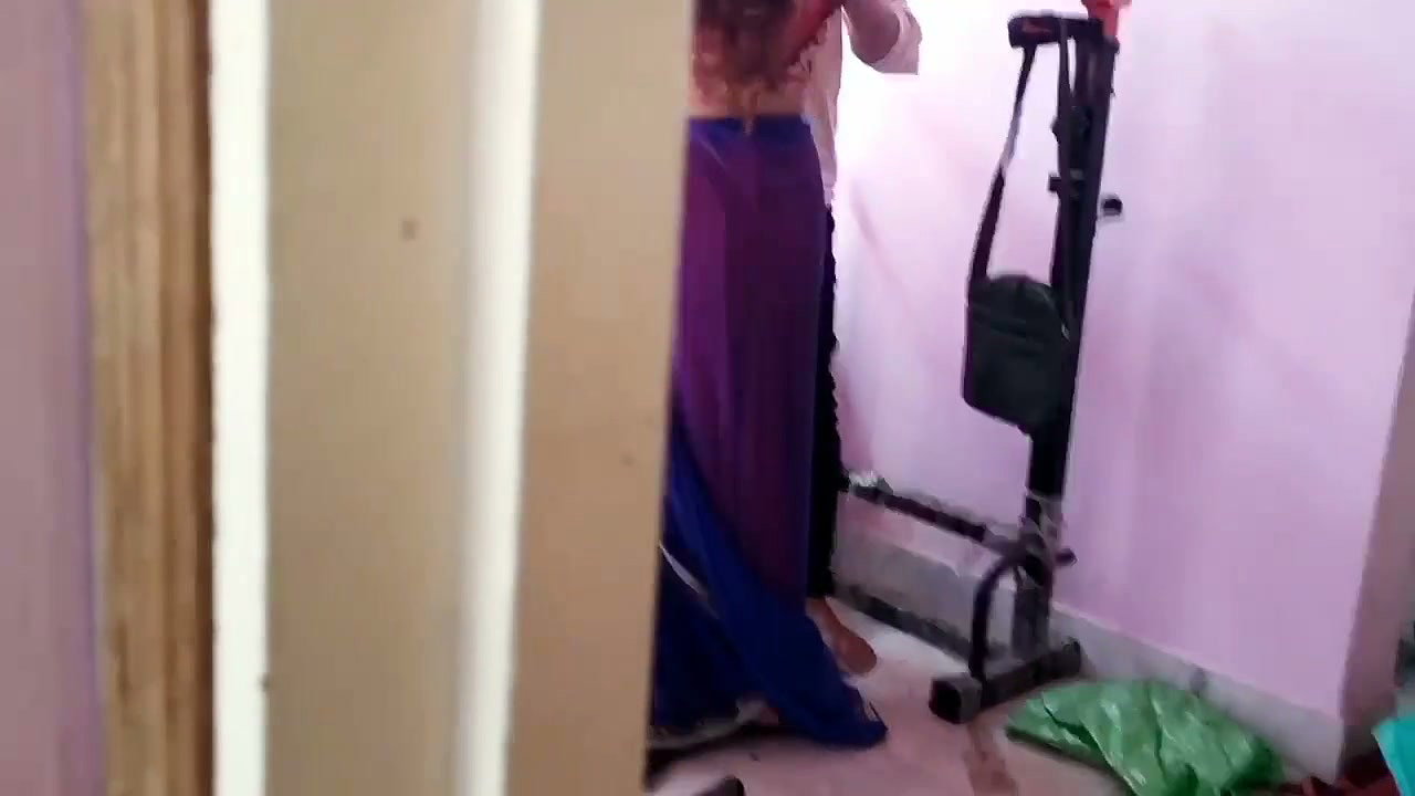 The Student Called the Madam Again to an Empty Room and Fucked Her