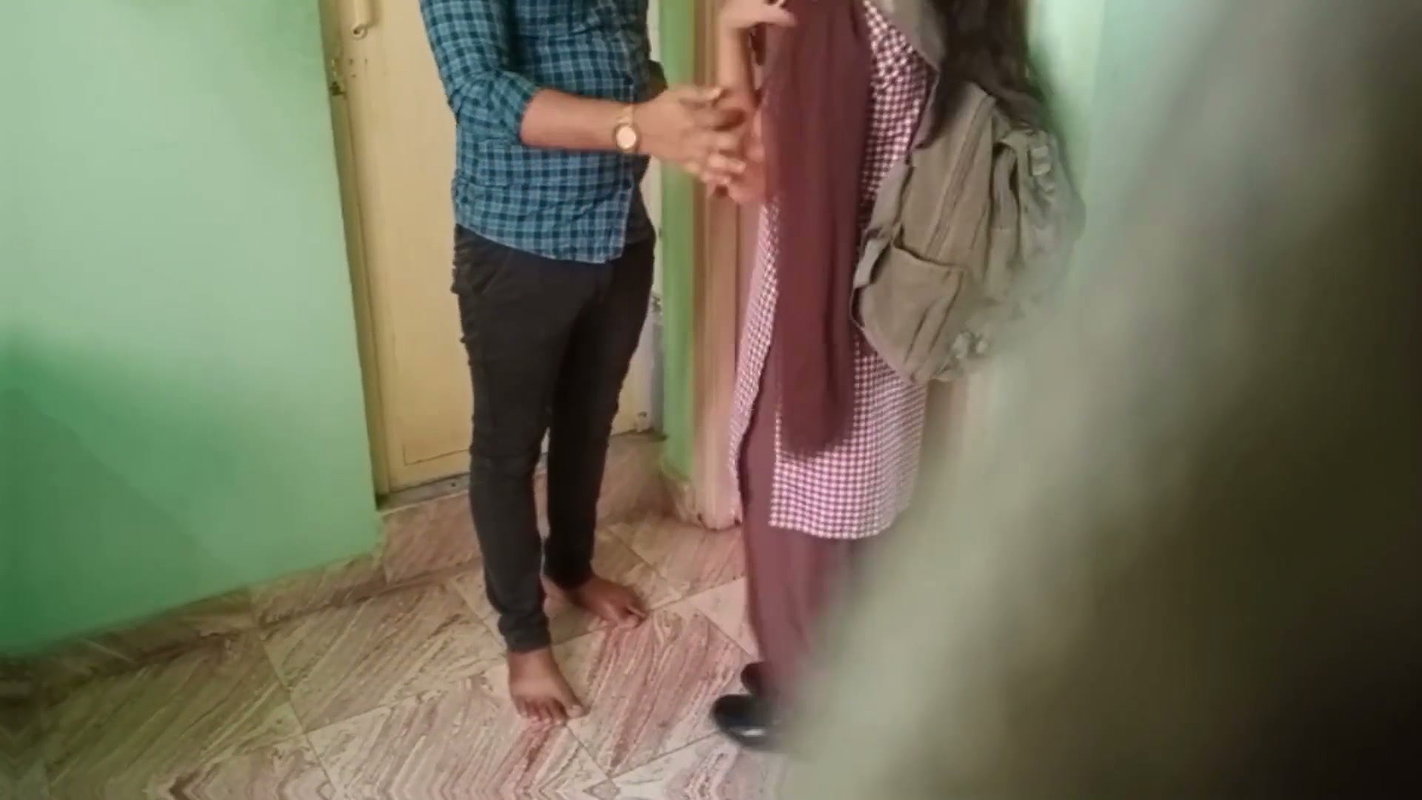 Young Desi College Girl Secretly Fucking Her Neighbour
