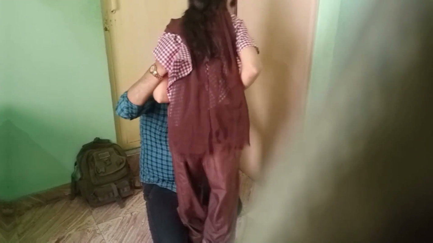 Young Desi College Girl Secretly Fucking Her Neighbour
