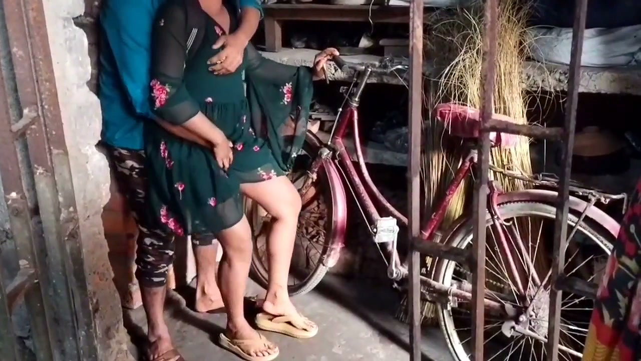 Young Village Girl Fucking with Her Tution Teacher