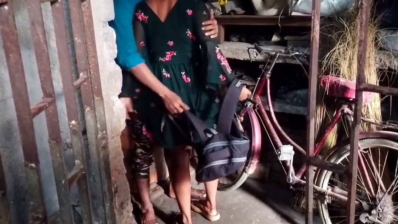 Young Village Girl Fucking with Her Tution Teacher