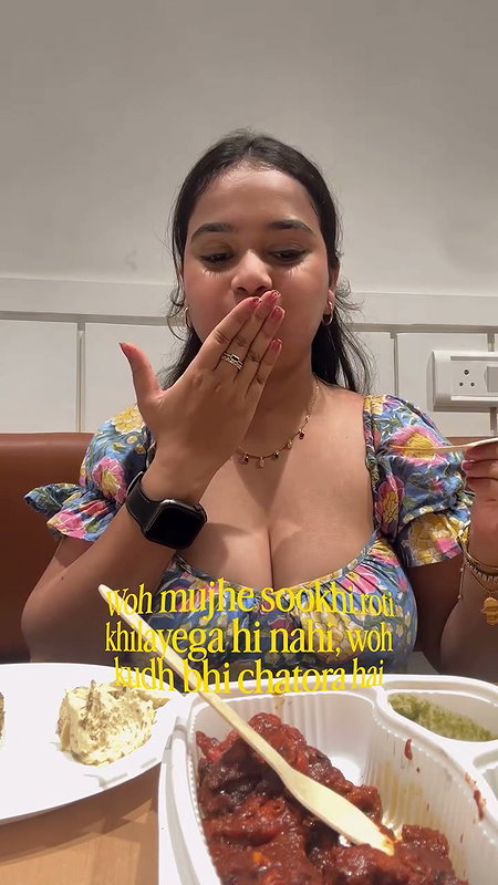 busty kannadiga girl cleavage in blue top2