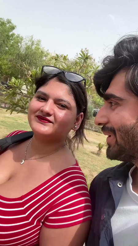 huge tits of desi lady jiggling while walkin in red top2