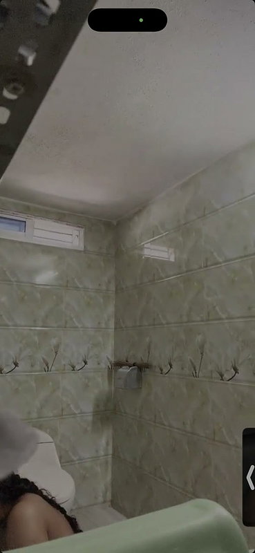 SEXY DESI MAAL BHABHI NUDE STRIPING FINGERING BATHING ON VC  HD  22