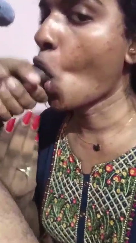 Trans gives blowjob and cum in mouth2