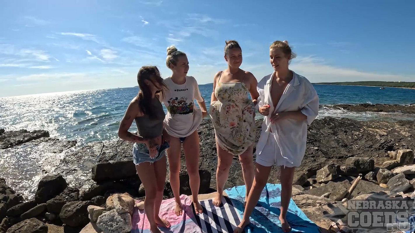 Abbie Storm, Eyla Moore, Rosalinda & Vanessa Klein – 4way Hot Models Nudists Behind The Scenes Outdoors