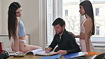 Sofia Smith & Matty – Flatmate Frenzy Chapter 1_ Ass Loving Housemates Sofia Smith And Matty Share A Glass Dildo