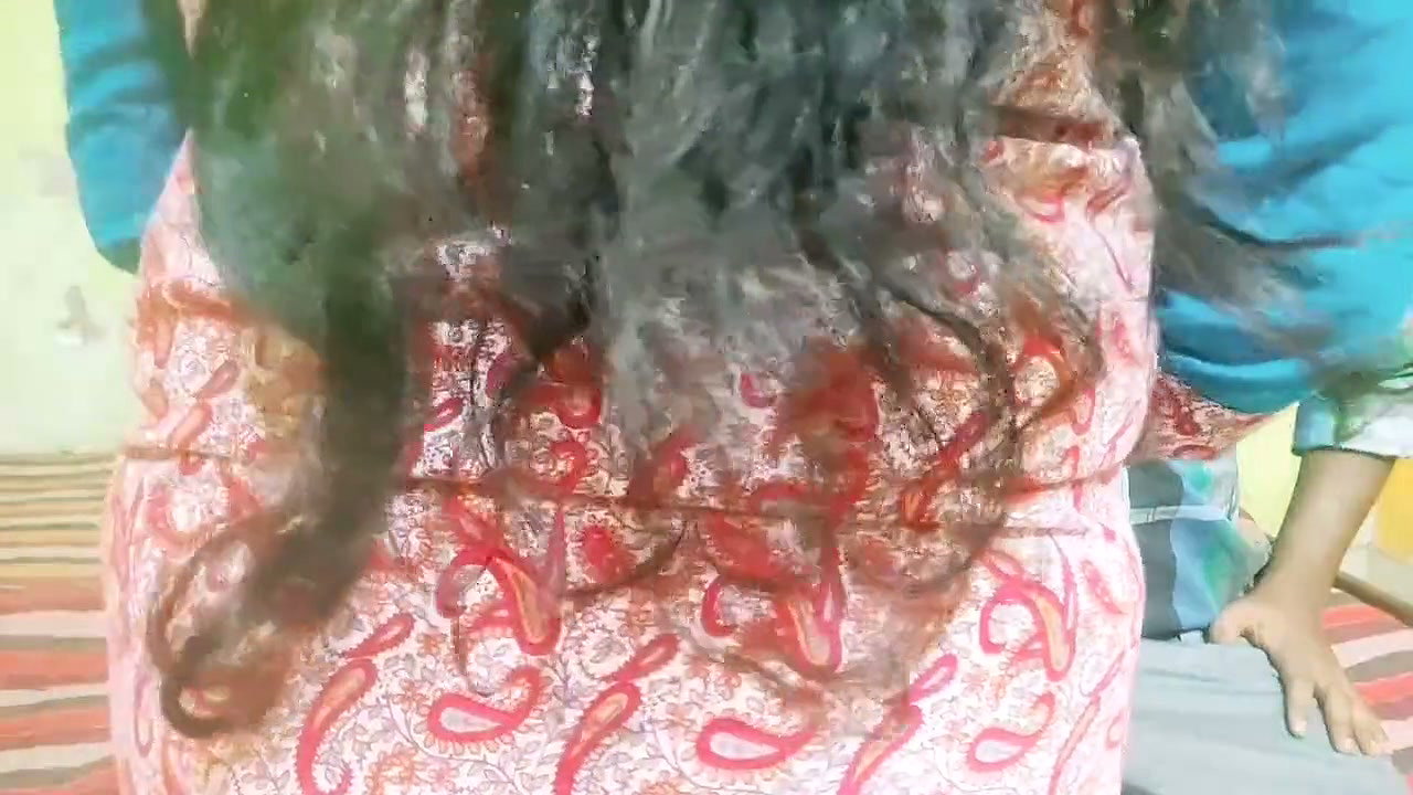 A Bangladeshi young guy fucked two aunties at my uncle’s house With clear bengali audio