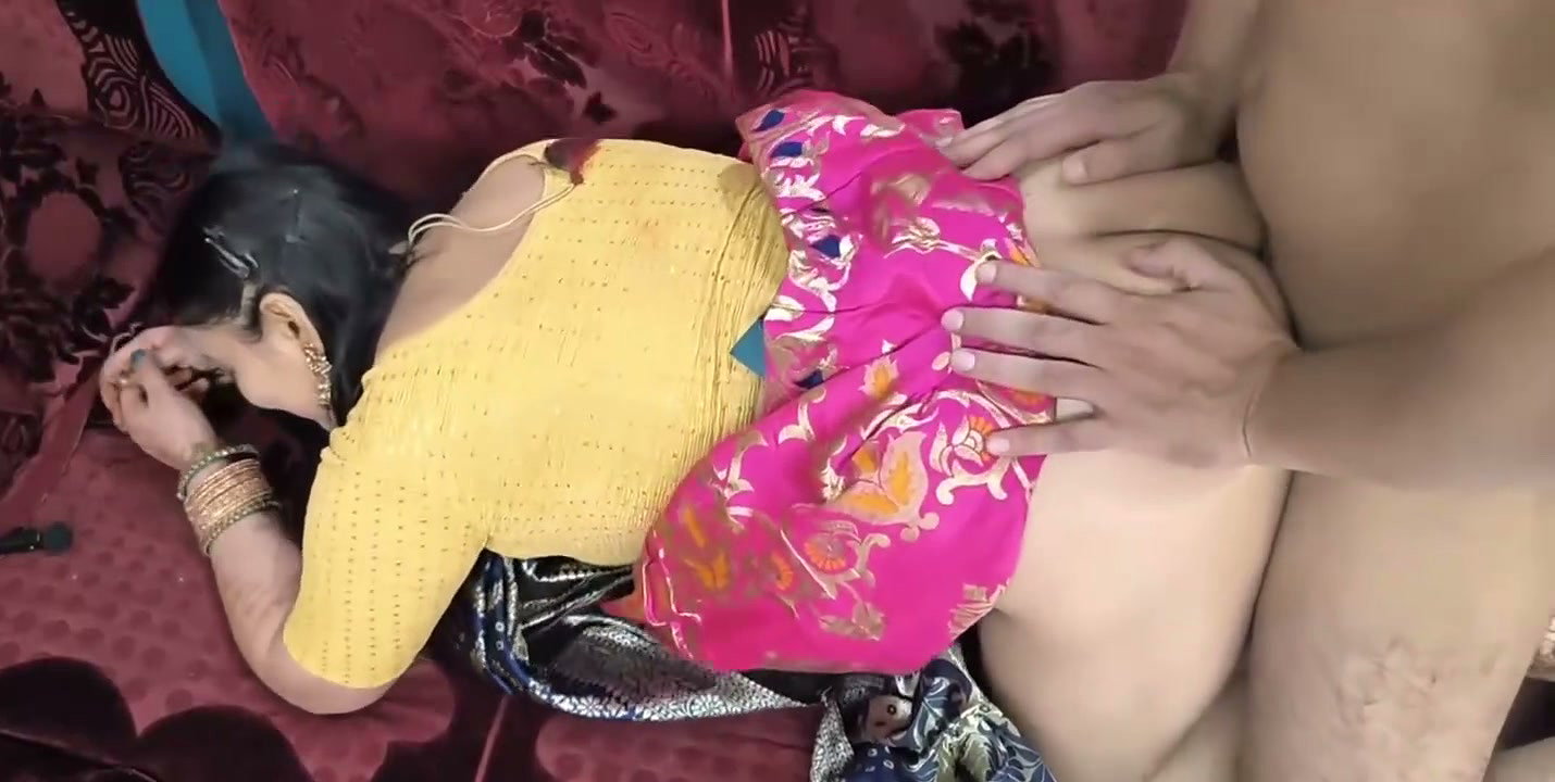 Beautiful Puja Bhabhi Fuck by Indian Hunter Sucking Big Rocket