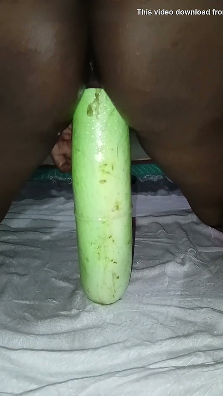 Bhabhi Ne bahut badi louki chut me dal diya
