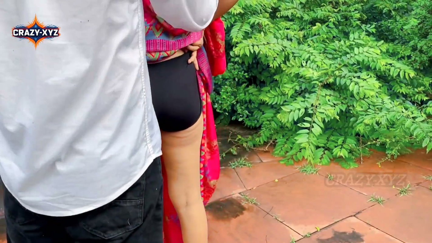 Desi Beautiful Girlfriend Tight Pusssy First Time jungle Xxx Videos, Desi Beautiful jungle Girlfriend sex videos