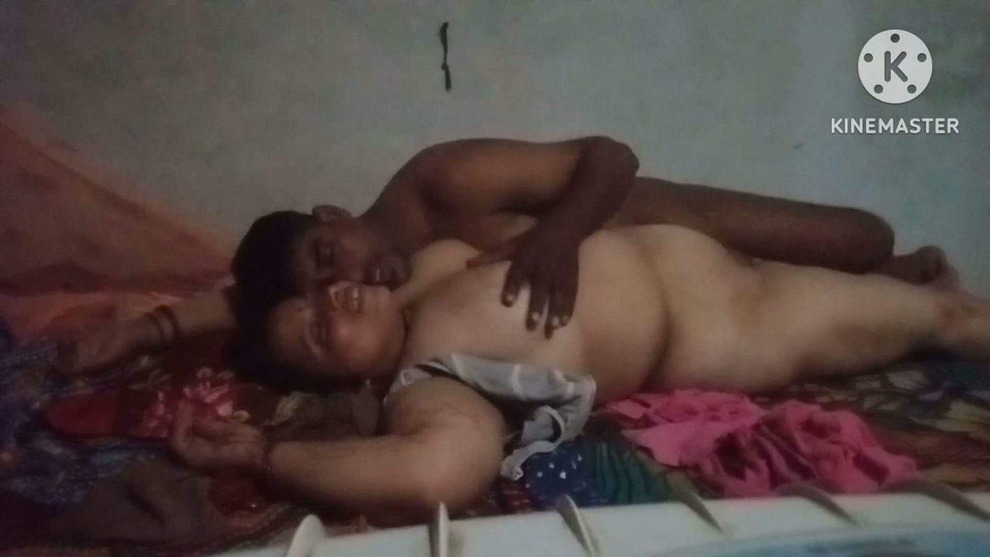 Desi bhabi aaj bhabi ne lund ki malish ki