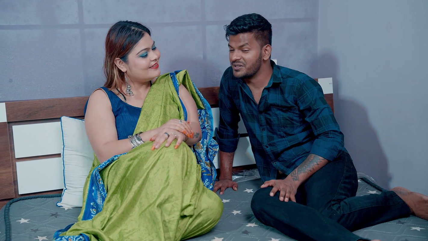 Desi stepsister convince her Bhabhi to give sexual pleasure to her partner