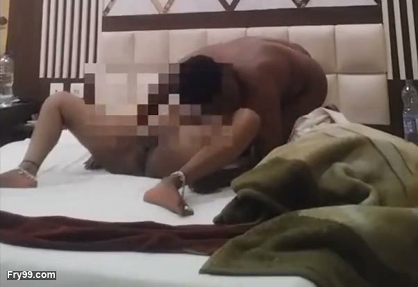 Desiboudi sex hotel