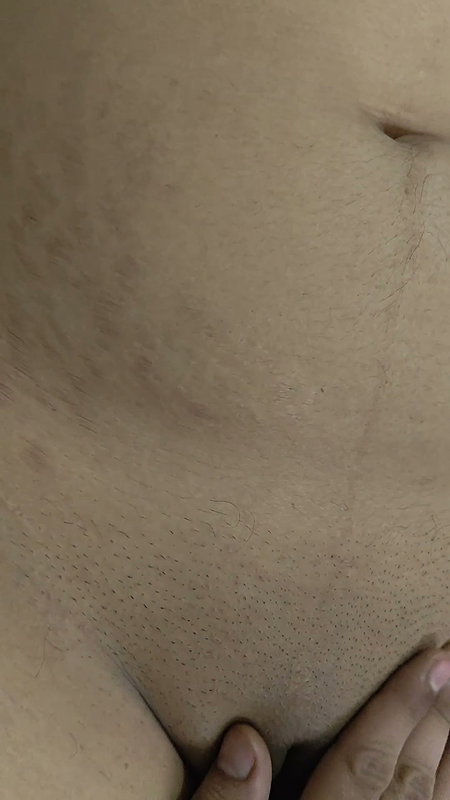 Fingering my indian bhabhi pussy