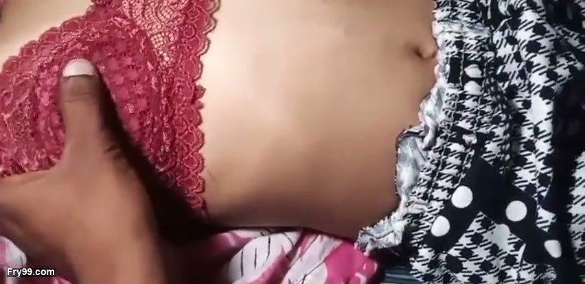 I fuck my friend wife on Eid special Day when her husband is not present
