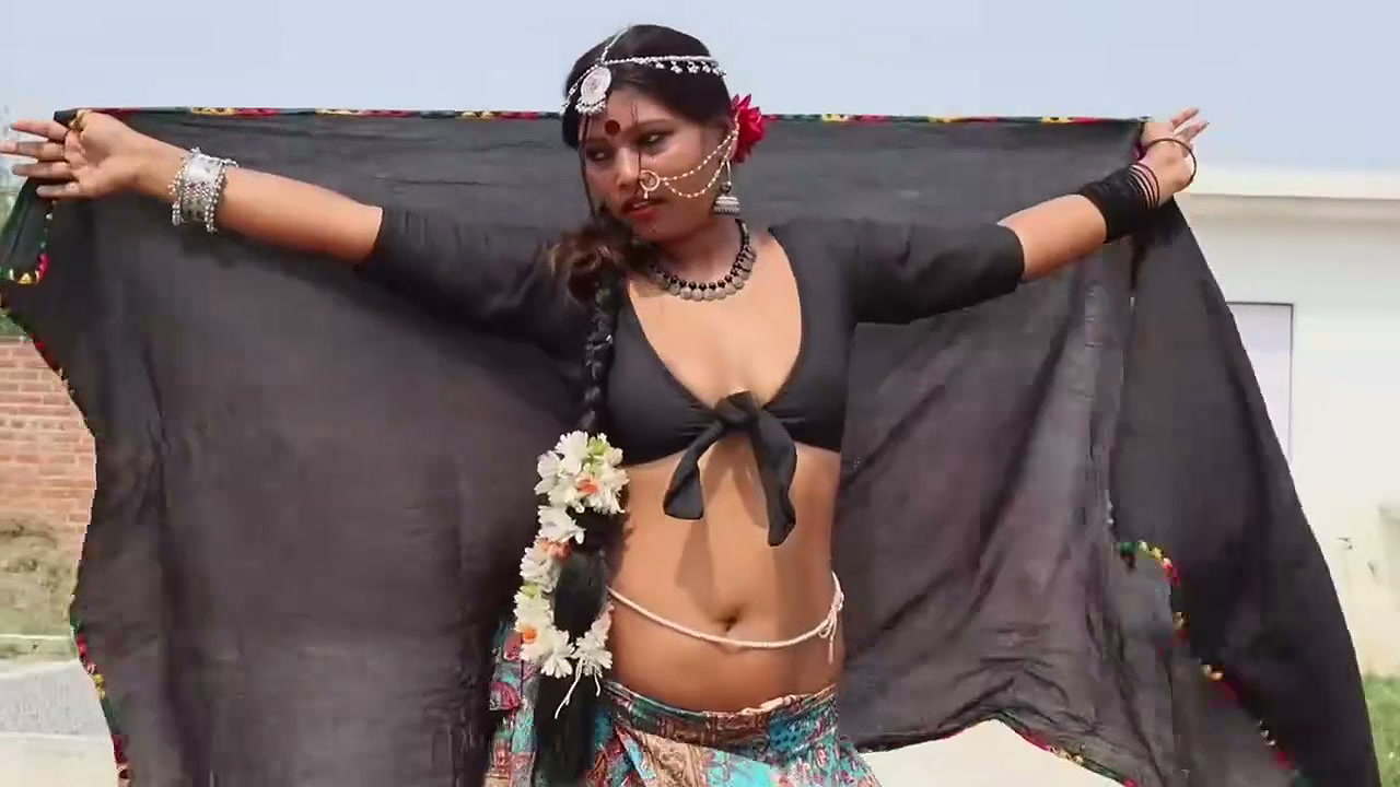 Indian desi stepsis pussy fuking in Hindi audio
