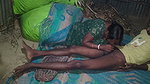 Indian pados ki bhabhi chudai ke liye vate kar raha tha